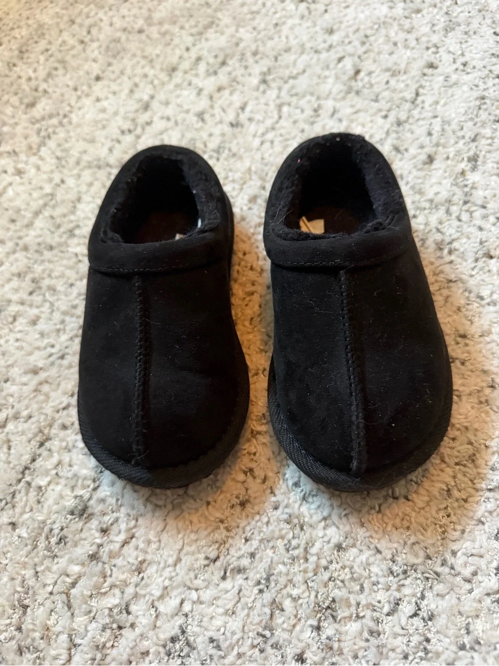 Cat & Jack Black Kids Cozy Slip-On Moccasins size 9 toddler Euc